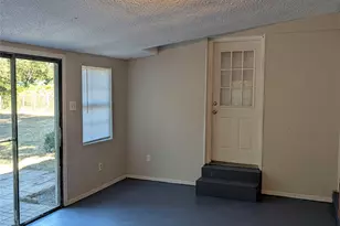 6413 Lambeth Ln, Fort Worth, TX 76112 - Photo 12