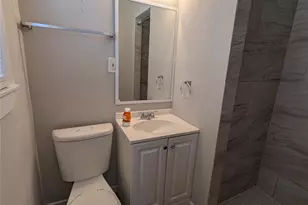 6413 Lambeth Ln, Fort Worth, TX 76112 - Photo 20