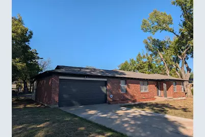 6413 Lambeth Lane, Fort Worth, TX 76112 - Photo 1
