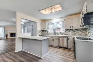 1846 Tucson Dr, Lewisville, TX 75077 - Photo 2