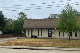2414 N Elm St, Denton, TX 76201 - Photo 1