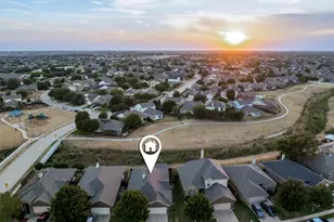 10909 Hawks Landing Rd, Fort Worth, TX 76052 - Photo 26