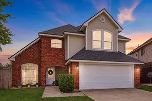 900 Blossomwood Ct, Arlington, TX 76017 - Photo 4