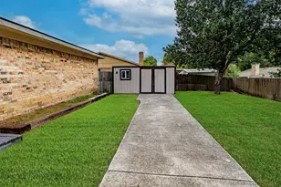 1620 Edgehill Rd, Benbrook, TX 76126 - Photo 14