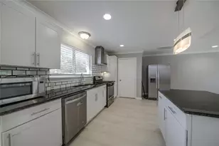 512 E Tyler St, Richardson, TX 75081 - Photo 16