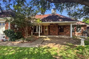 7308 Spurgeon Ct, North Richland Hills, TX 76180 - Photo 30