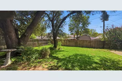 7308 Spurgeon Court, North Richland Hills, TX 76180 - Photo 36