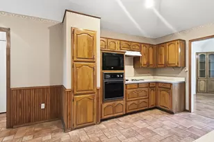 7308 Spurgeon Ct, North Richland Hills, TX 76180 - Photo 12