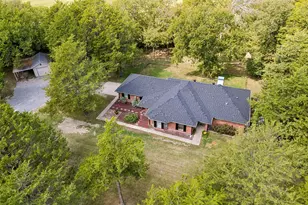 2615 N Lincoln Park Rd, Van Alstyne, TX 75495 - Photo 1