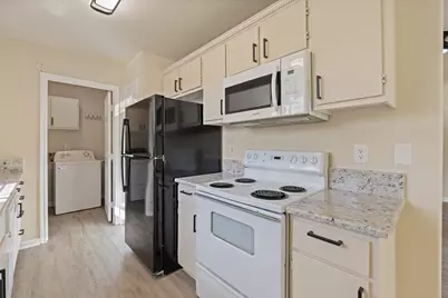 801 Trinity Street, Cleburne, TX 76031 - Photo 12