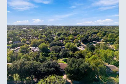 3821 Cobbs Drive, Waco, TX 76708 - Photo 34