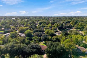 3821 Cobbs Dr, Waco, TX 76708 - Photo 34