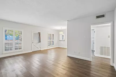 6017 E University Boulevard #118, Dallas, TX 75206 - Photo 2