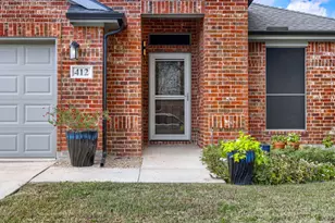 412 Crossbill Ln, Little Elm, TX 75068 - Photo 4