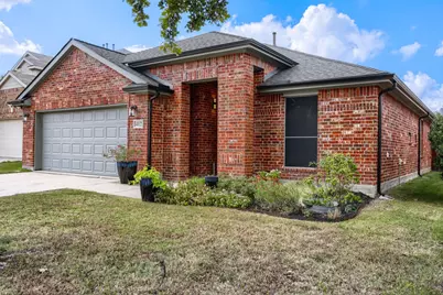 412 Crossbill Lane, Little Elm, TX 75068 - Photo 2