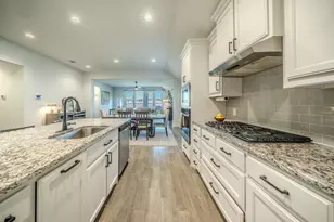 5925 Lovills Creek, Fort Worth, TX 76179 - Photo 10