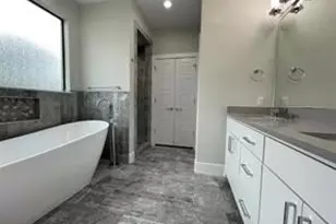 2417 N Winnetka Ave, Dallas, TX 75212 - Photo 14