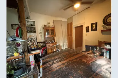 609 E Lumpkin Street, Meridian, TX 76665 - Photo 10