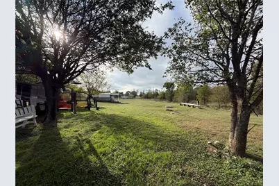 609 E Lumpkin Street, Meridian, TX 76665 - Photo 6