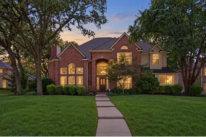 3406 Forestway Court, Arlington, TX 76001 - Photo 2