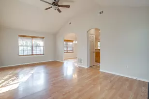109 Briarwood Dr, Kennedale, TX 76060 - Photo 20