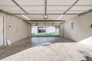 109 Briarwood Dr, Kennedale, TX 76060 - Photo 22
