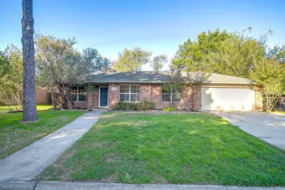 109 Briarwood Drive, Kennedale, TX 76060 - Photo 1