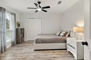 6401 Simmons Rd, North Richland Hills, TX 76182 - Photo 38