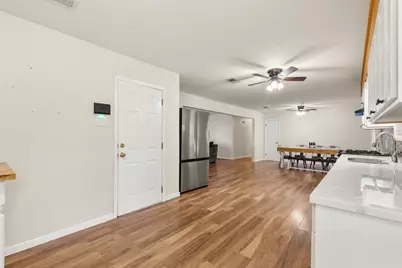 703 W Elizabeth Drive, Robinson, TX 76706 - Photo 12