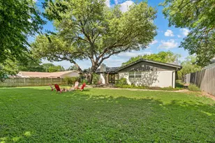 1760 Northridge Dr, Hurst, TX 76054 - Photo 24
