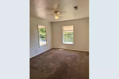 1701 Montrose Drive, River Oaks, TX 76114 - Photo 8