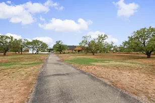 326 Co Rd 256, Abilene, TX 79606 - Photo 2