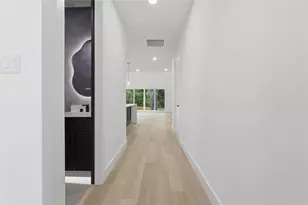 1721 Avenue B, Dallas, TX 75203 - Photo 2