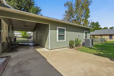 447 Bales Street, Cleburne, TX 76033 - Photo 20