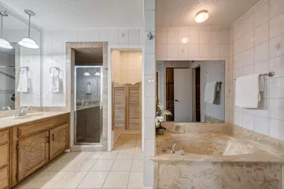 2033 Oakmeadow Street, Bedford, TX 76021 - Photo 14