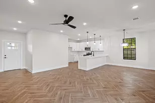 5404 Celina Ct, Granbury, TX 76048 - Photo 12