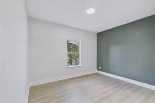 1805 Ash Crescent St, Fort Worth, TX 76104 - Photo 12