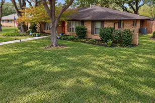 910 Sharpshire St, Grand Prairie, TX 75050 - Photo 2