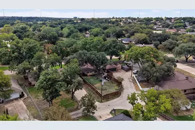 910 Sharpshire Street, Grand Prairie, TX 75050 - Photo 40