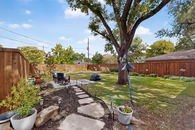 910 Sharpshire Street, Grand Prairie, TX 75050 - Photo 36