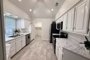 2317 Parkside Dr, Denton, TX 76201 - Photo 10