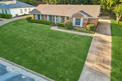 841 Brookwood Drive, Dallas, TX 75224 - Photo 32