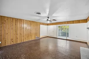 841 Brookwood Dr, Dallas, TX 75224 - Photo 14