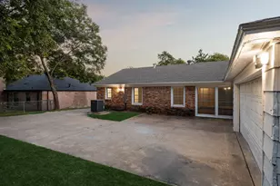 841 Brookwood Dr, Dallas, TX 75224 - Photo 34