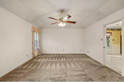 1700 Saxon Drive, Bedford, TX 76021 - Photo 20