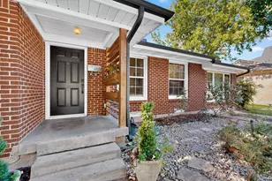 455 Hambrick Rd, Dallas, TX 75218 - Photo 2