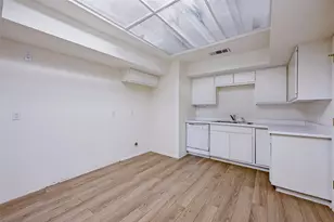 5200 Keller Springs Rd, Dallas, TX 75248 - Photo 14