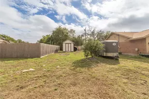 2 N Robin Dr, Belton, TX 76513 - Photo 28
