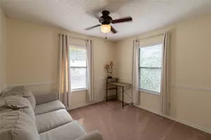 2 N Robin Dr, Belton, TX 76513 - Photo 16