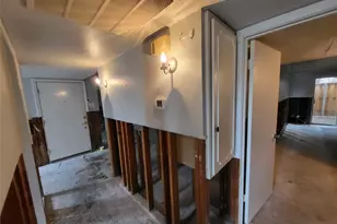 5821 Copperwood Ln, Dallas, TX 75248 - Photo 2